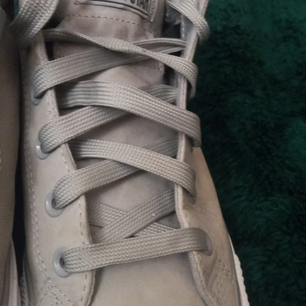 Chuck Taylor Padded Converse All stars 8.5 size shoes - Picture 13 of 15